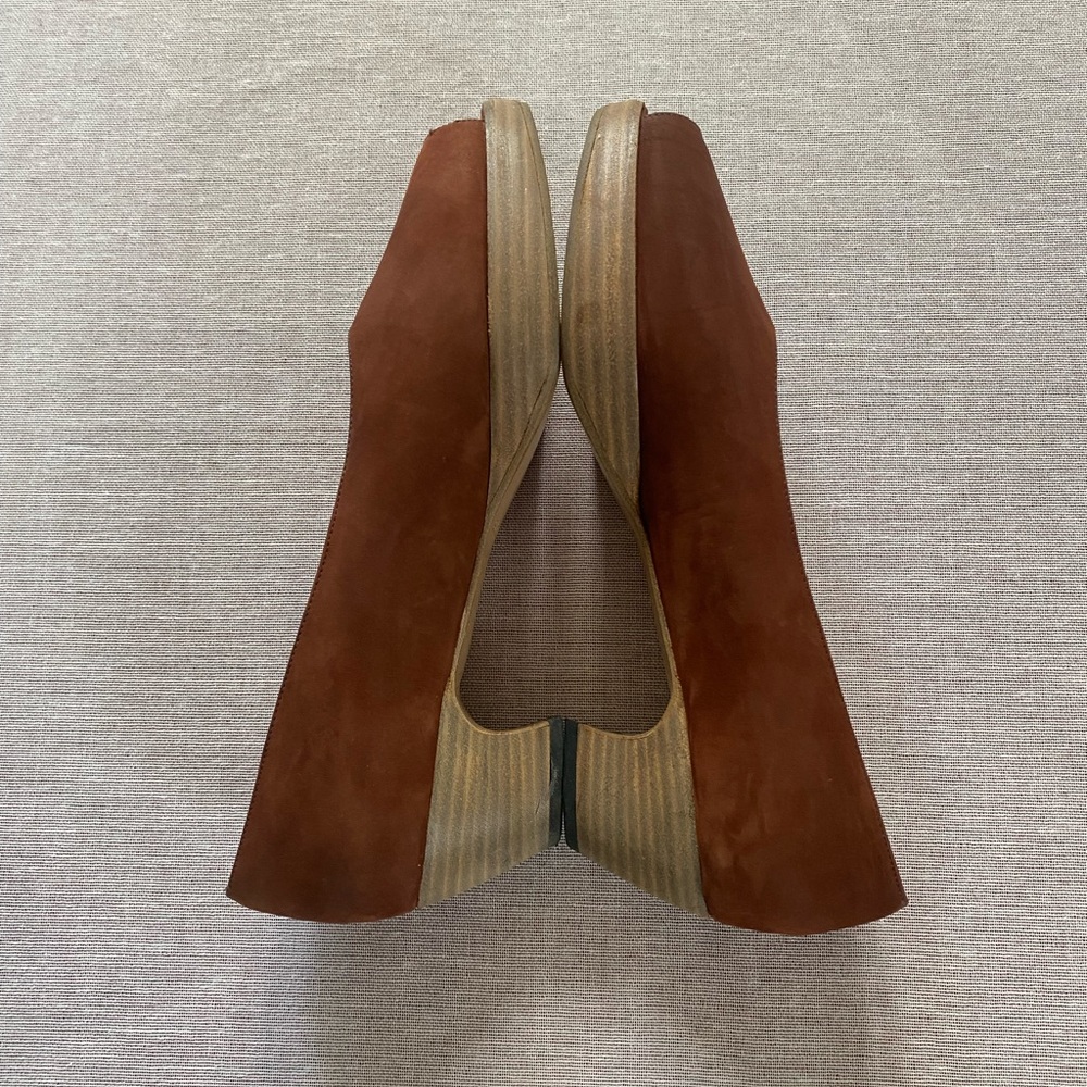 Ellen Tracy vintage burnt orange shoes. - Picture 2 of 9